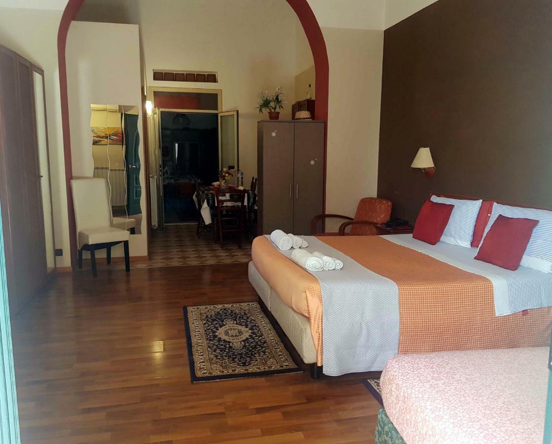 Casa Rotre In The Historic Center Of Palermo
